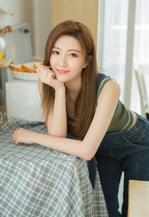 冰墩墩传奇私服，冰墩墩徽章有收藏价值吗-缩略图